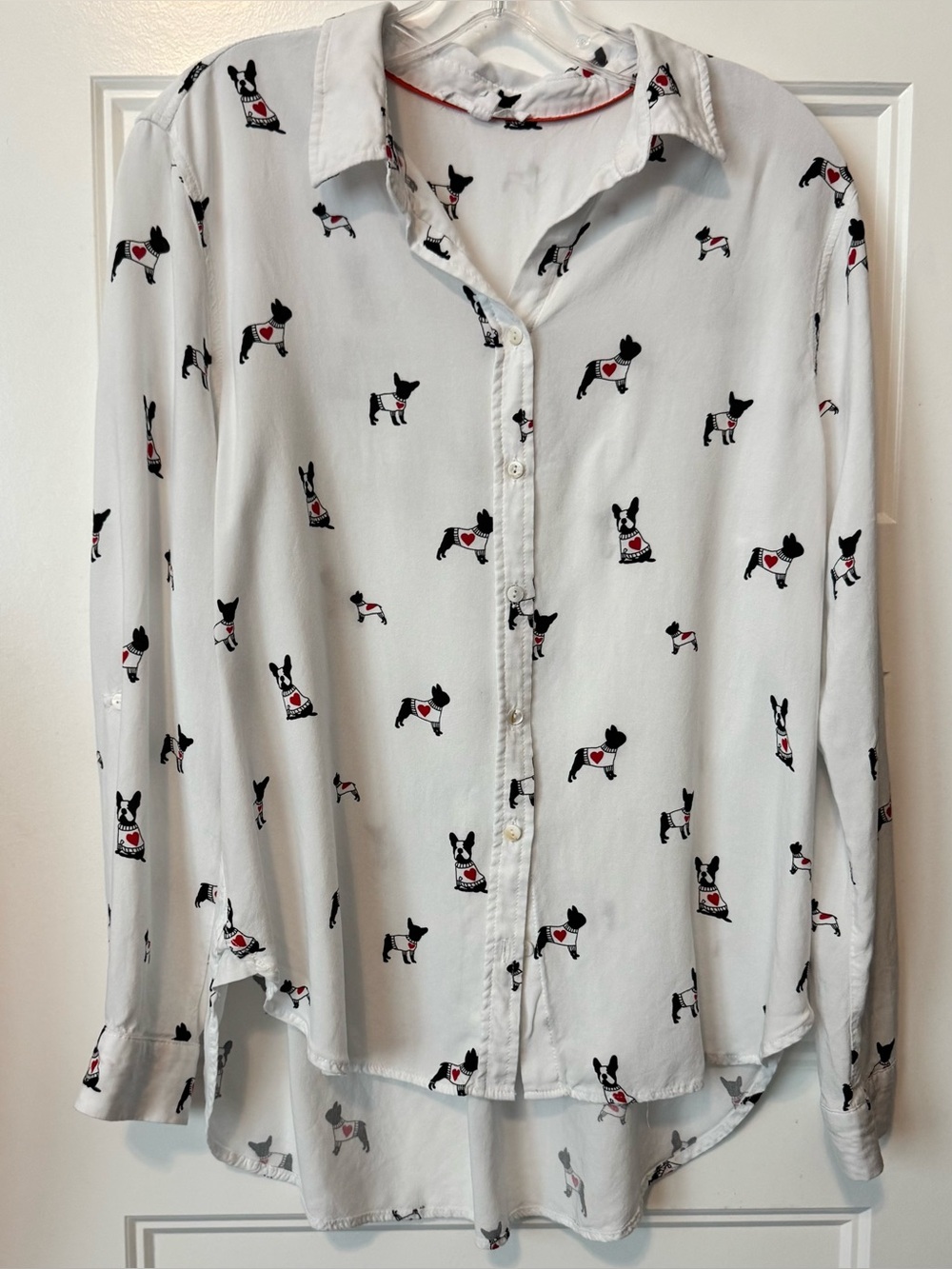 Jane + Delancey Black and White Frenchie Heart Dog Button Up L